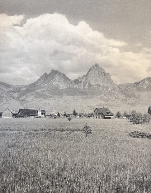 Ein Bild von 1941 aus dem Buch Urschweiz Mythen